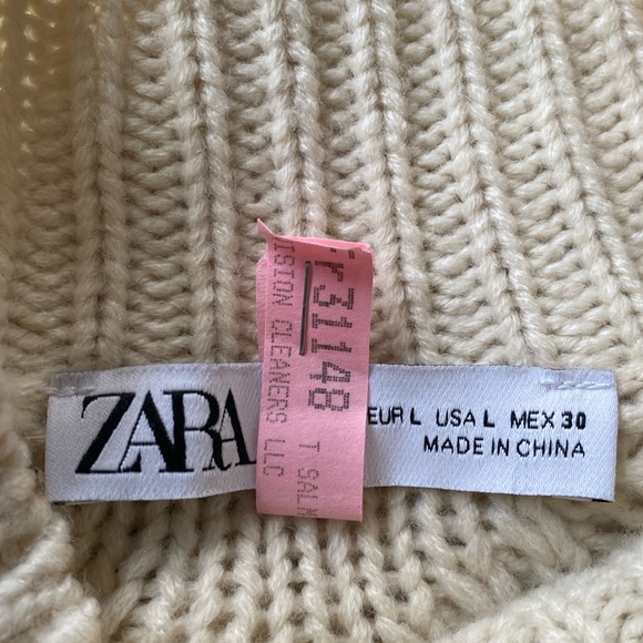 Zara Bloggers Favorite Pom Pom Floral Knitted Sweater Rare Turtleneck - Picture 10 of 11